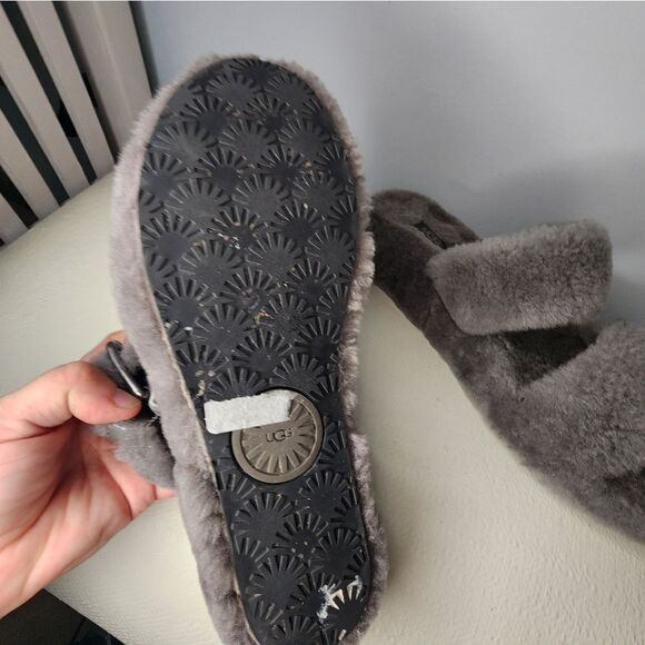 UGG Women's Fuzz Yeah Slide Slippers Gray Fur Sandals Flat Size 10 - Picture 3 of 7